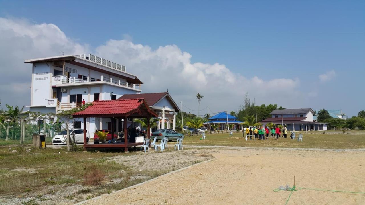 Kanza Beach Inn Marang Ngoại thất bức ảnh