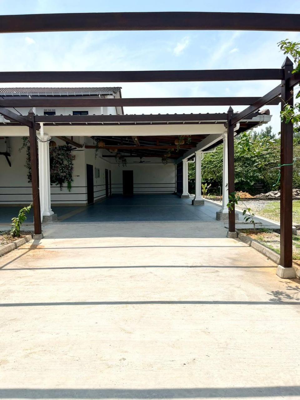 Kanza Beach Inn Marang Ngoại thất bức ảnh