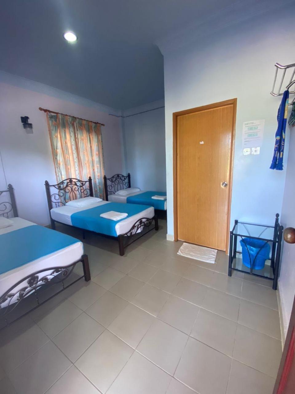 Kanza Beach Inn Marang Ngoại thất bức ảnh