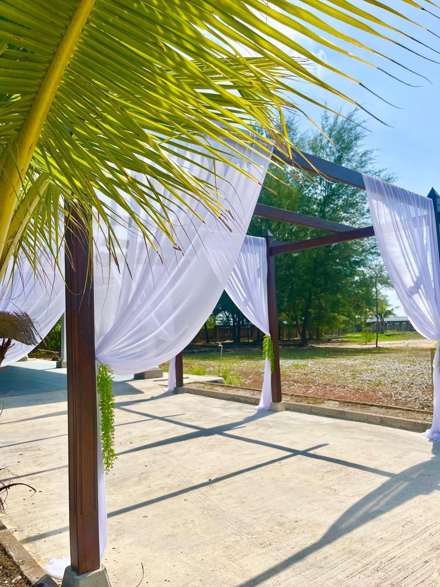 Kanza Beach Inn Marang Ngoại thất bức ảnh